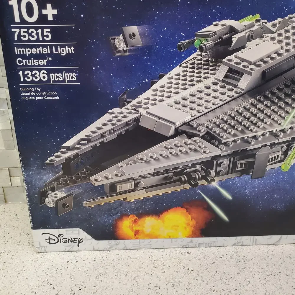 LEGO Star Wars Imperial Light Cruiser 75315 NEW Factory Sealed RETIRED